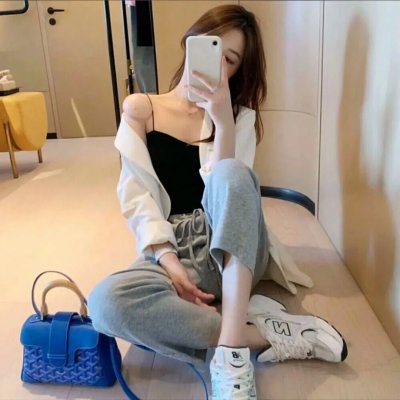 离婚后前夫全家跪求我原谅